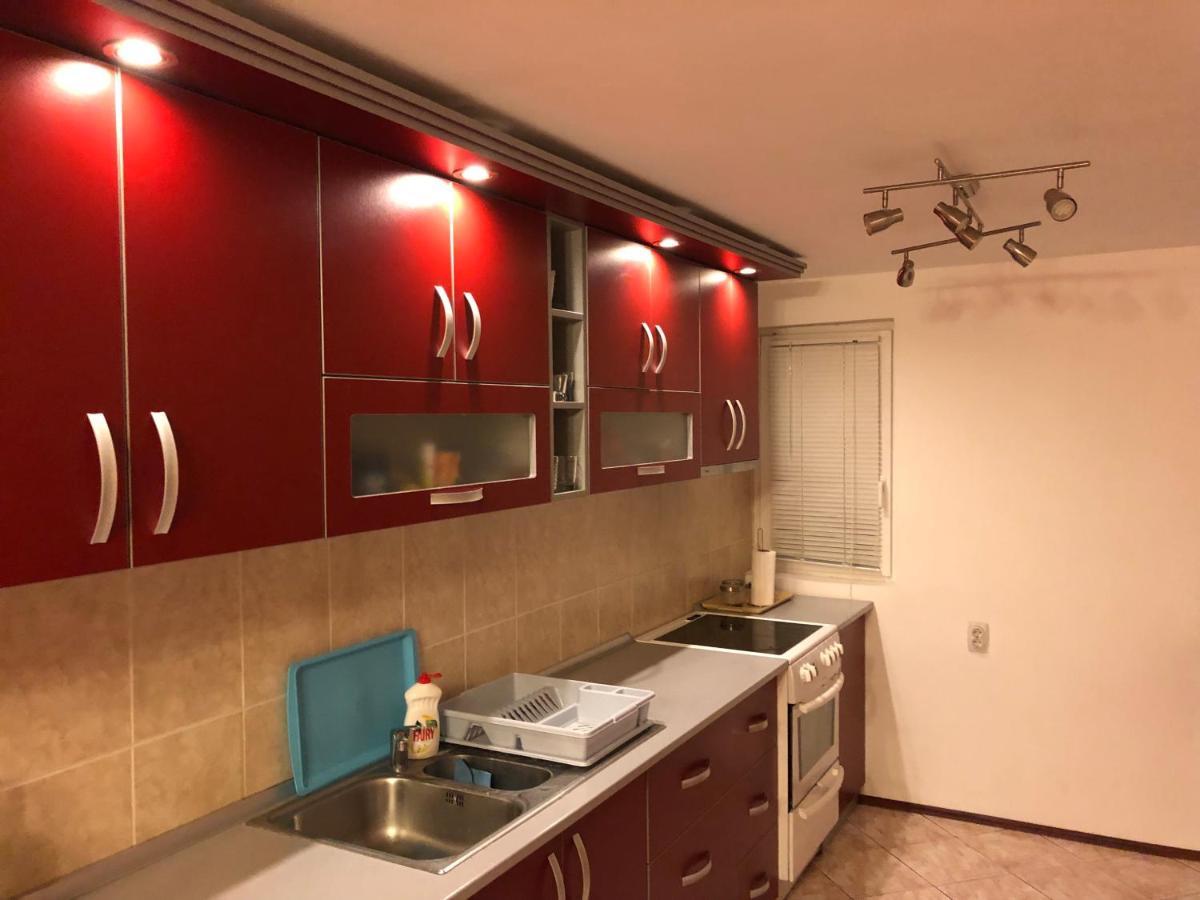 Апартаменты Lux Hus Novi Sad Veternik Экстерьер фото
